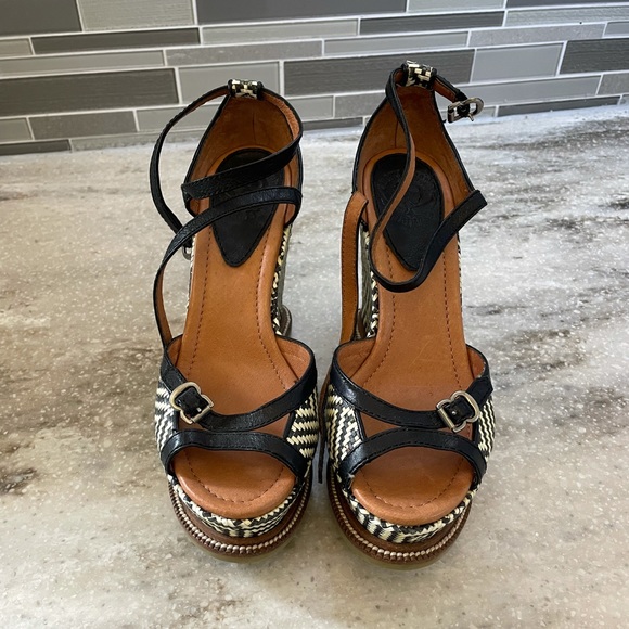 Excellent condition - Picture 1 of 3